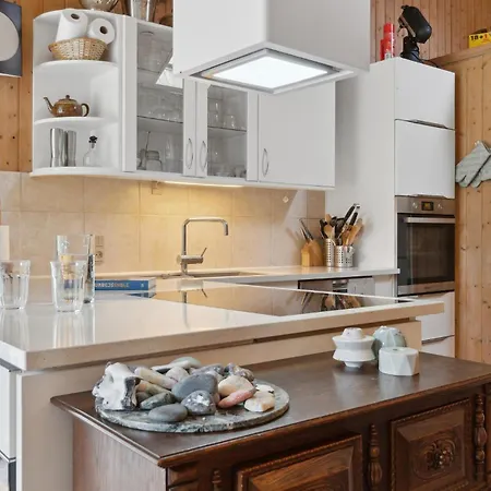 3 Bedroom Awesome In Idestrup